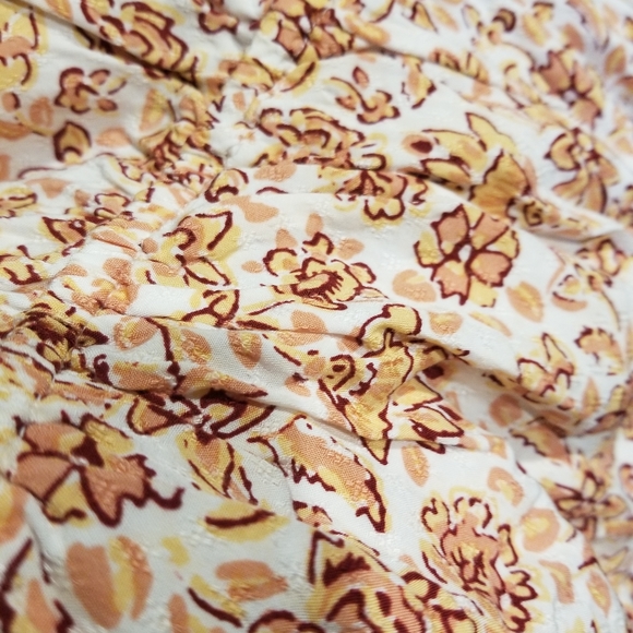 HOST PICK: 3/4 Peasant Blouse by Isabel Maternity - Picture 4 of 5